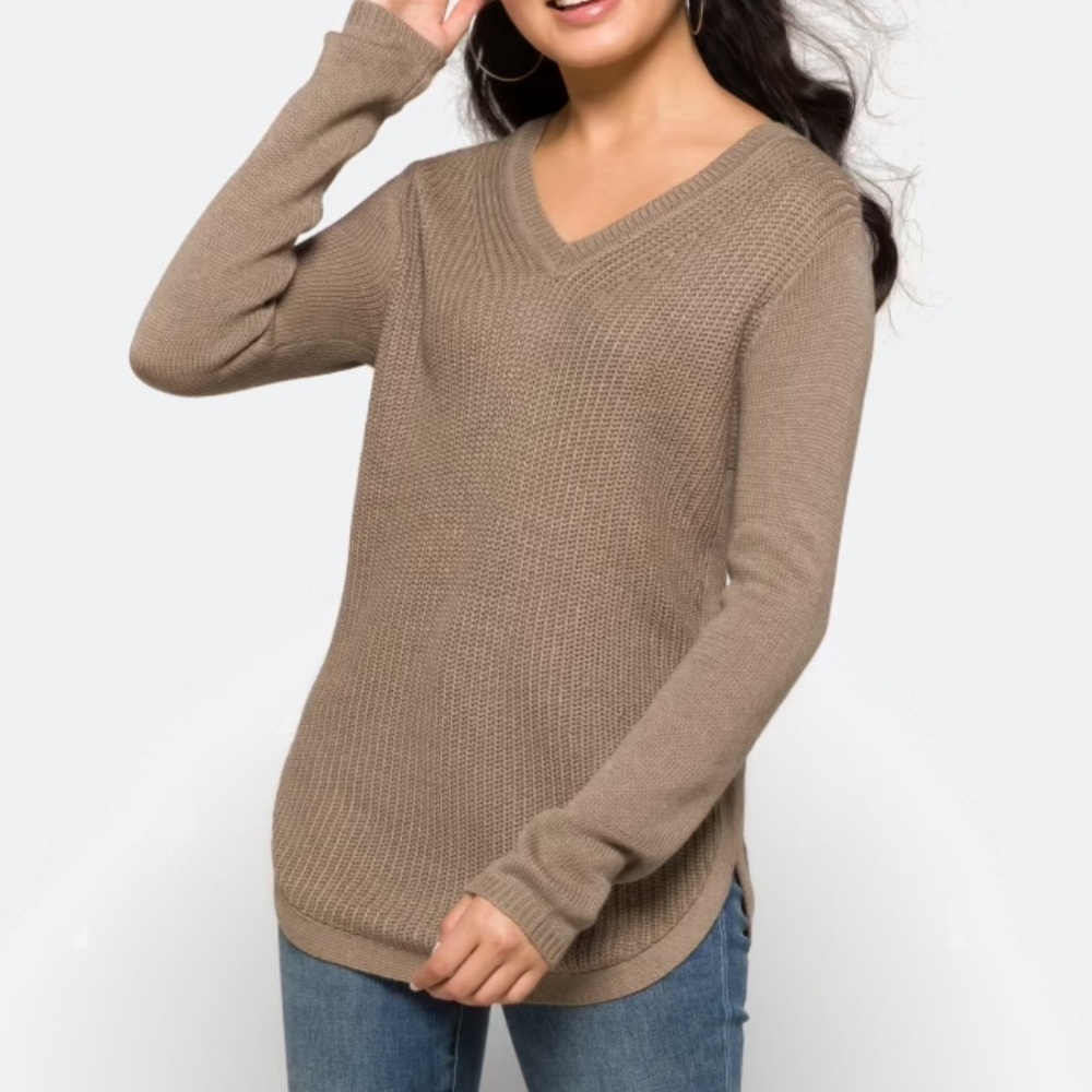 RD Style - Josslyn V Neck Sweater (from stitch fix).  Size XXL. Brown